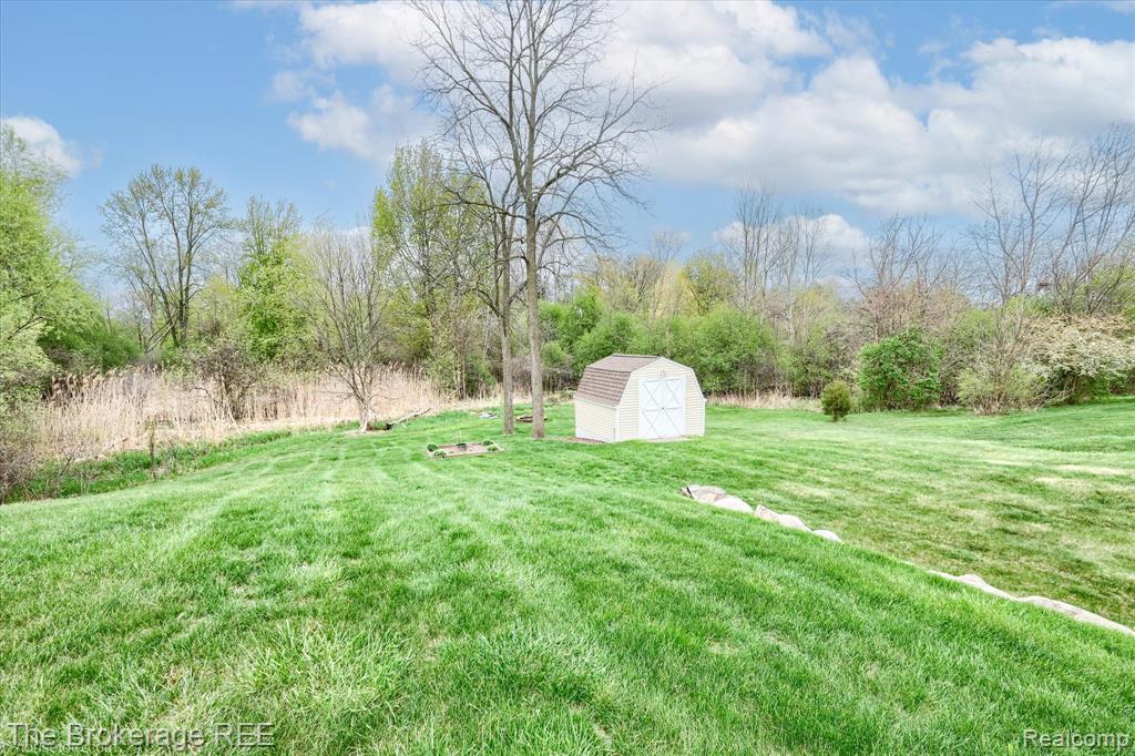 10047 Fox Run Drive, Davison, MI 48423 — Photo 5
