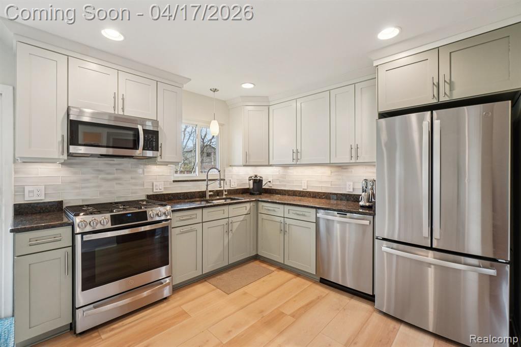2385 Keith Road, West Bloomfield, MI 48324 — Photo 4