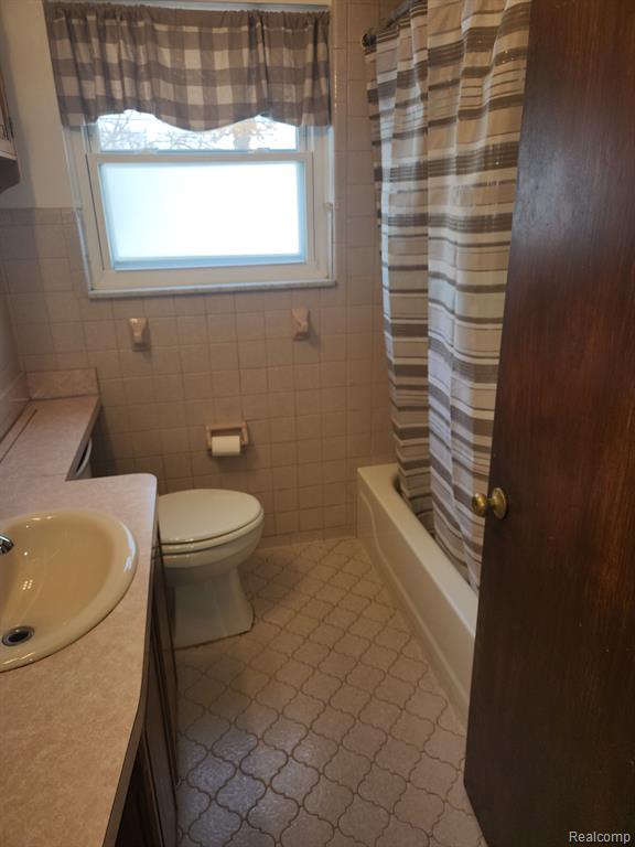 8395 DARLENE Street, Warren, MI 48093 — Photo 21