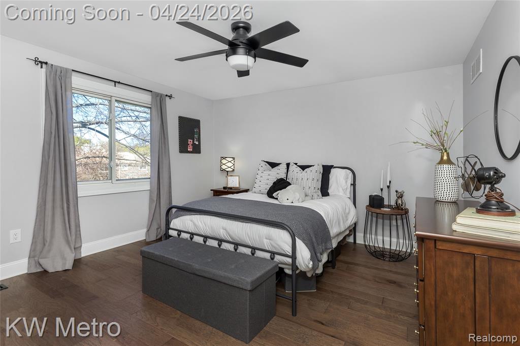 5267 Winchester Drive, Troy, MI 48085 — Photo 35