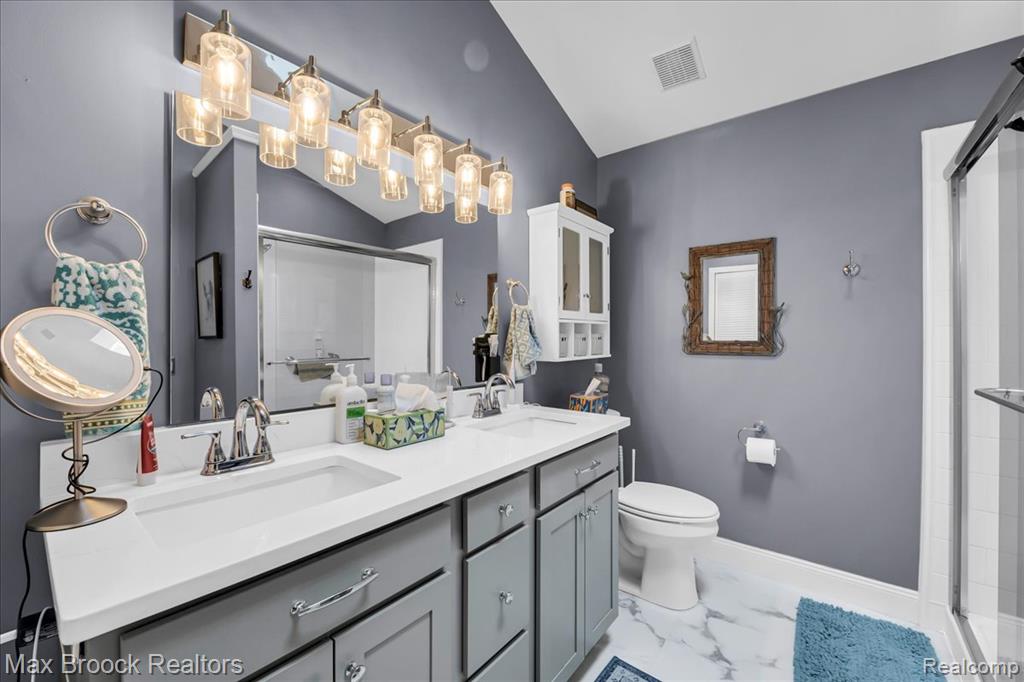 8230 Vandell Street, Commerce Twp, MI 48382 — Photo 27