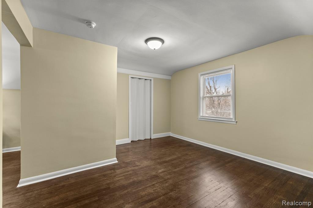 908 STEWART Avenue, Lincoln Park, MI 48146 — Photo 17