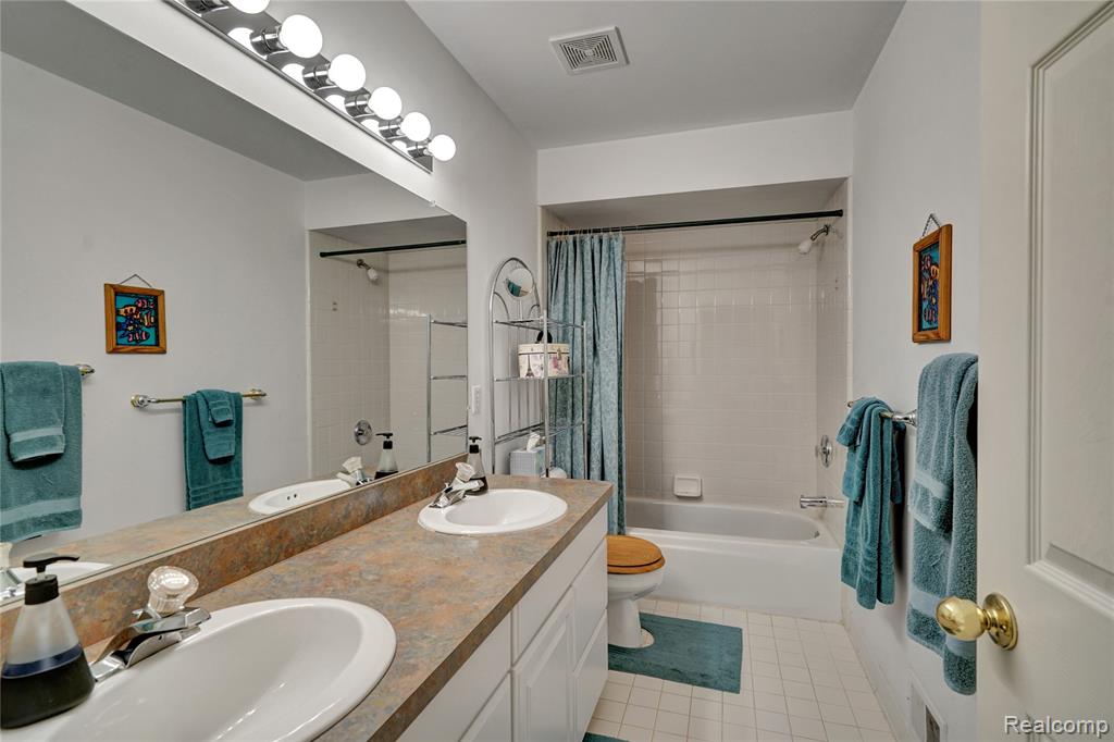 3200 Appleridge Drive, Ann Arbor, MI 48103 — Photo 34