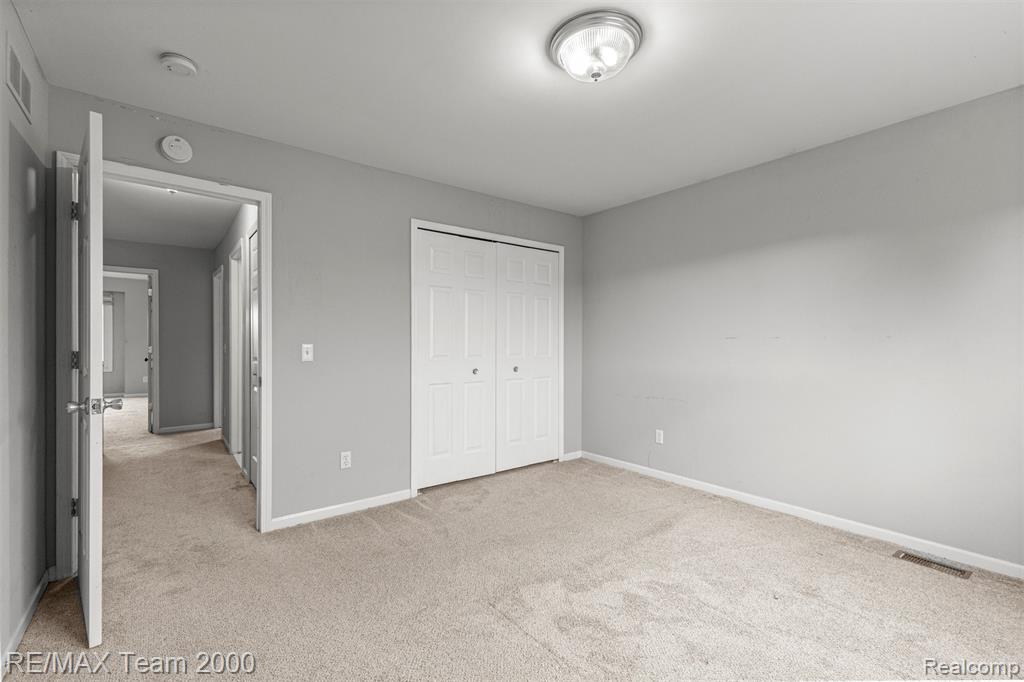 51336 Pinewood Drive, Macomb, MI 48042 — Photo 37