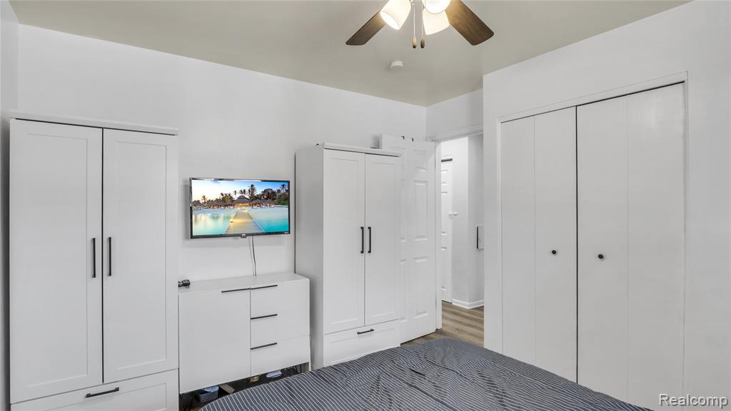 5961 Centralia Street, Dearborn Heights, MI 48127 — Photo 12