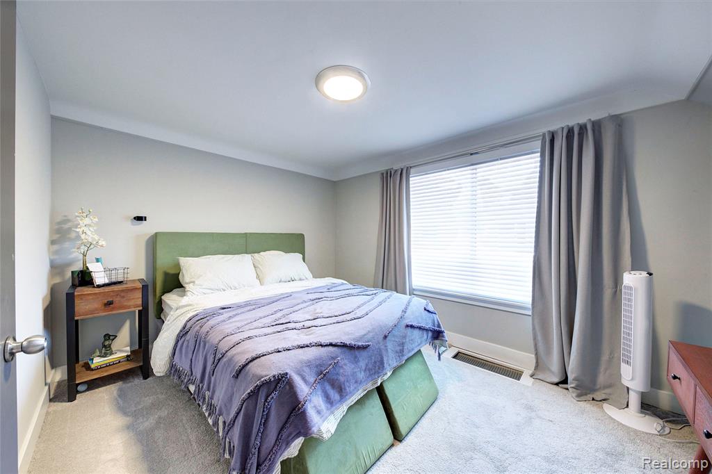 478 E Breckenridge Street, Ferndale, MI 48220 — Photo 24
