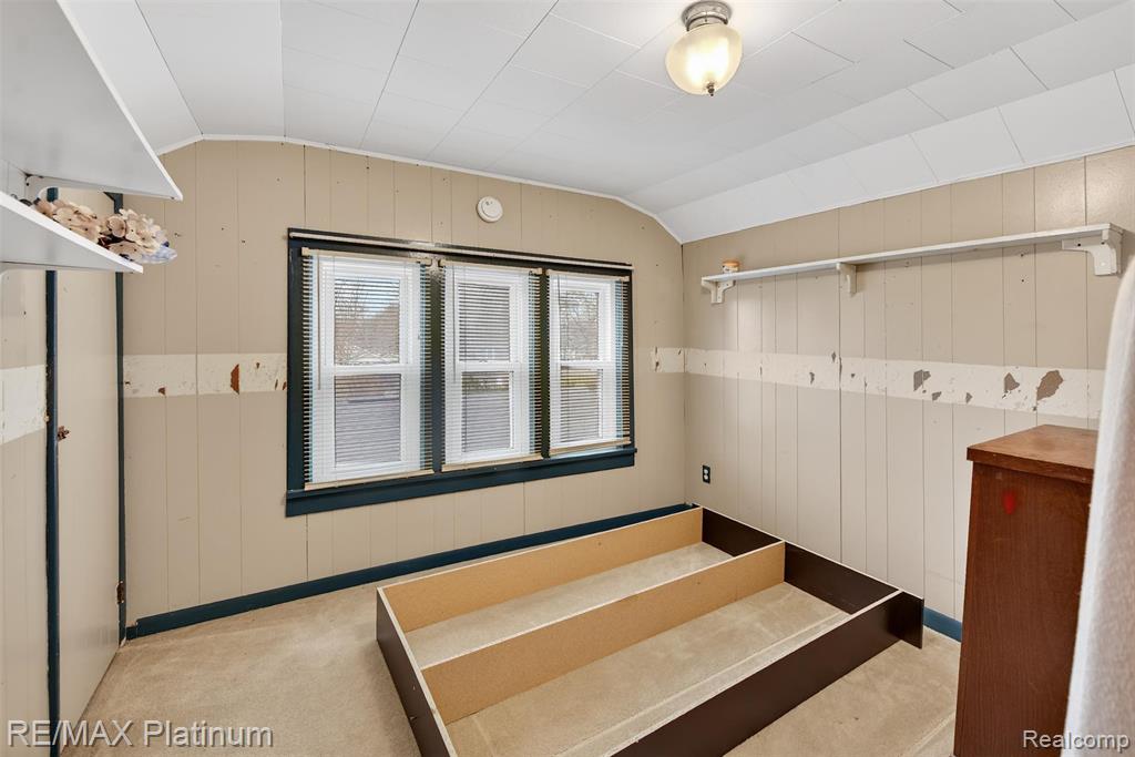 215 Washington Street, Byron, MI 48418 — Photo 12