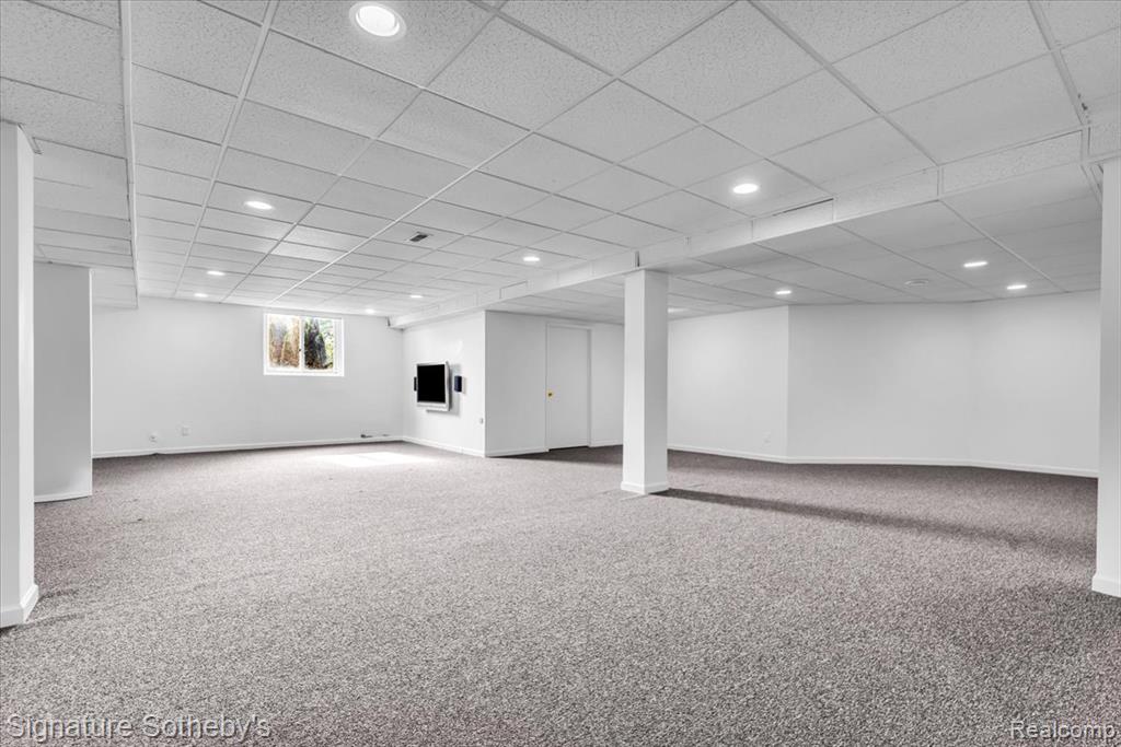 4156 Marlwood Drive, West Bloomfield, MI 48323 — Photo 19