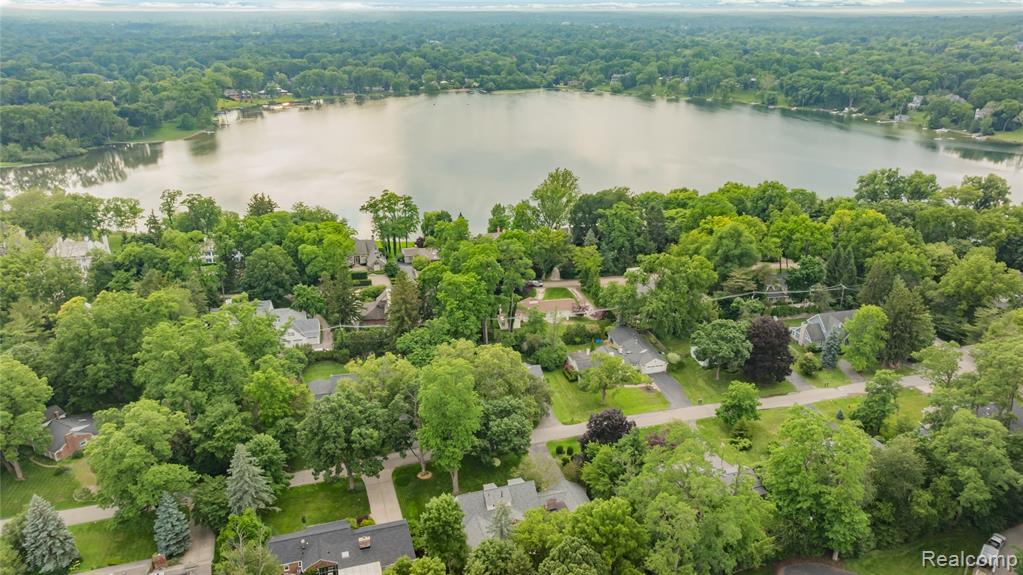 6085 Worlington Road, Bloomfield Hills, MI 48301 — Photo 65