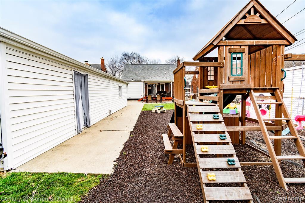 9390 Quandt Avenue, Allen Park, MI 48101 — Photo 65