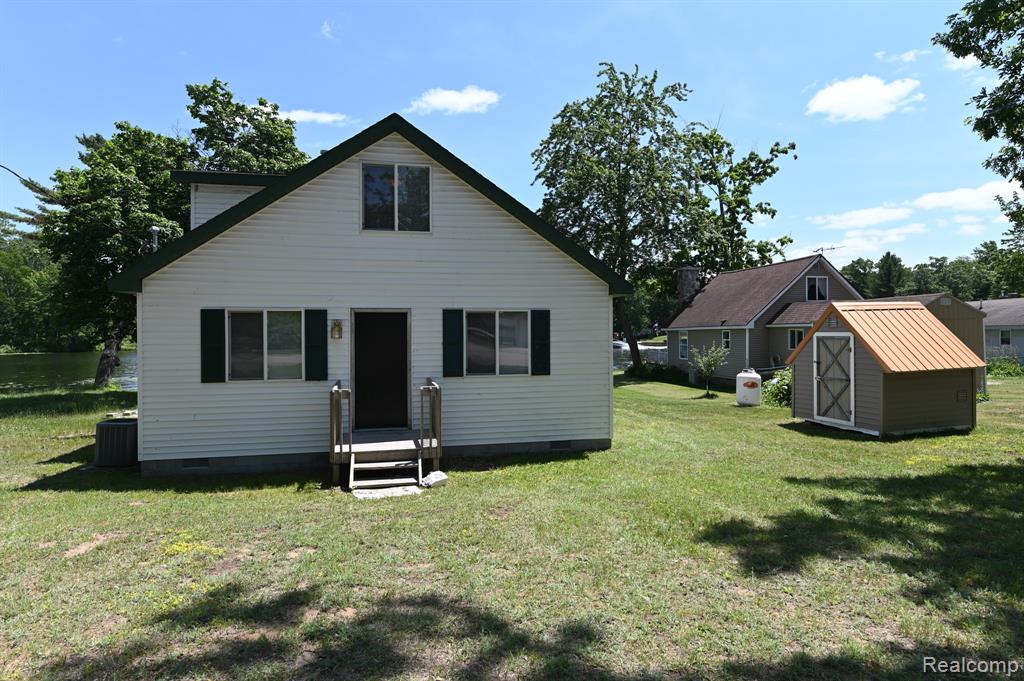 6575 Circle Drive, Harrison, MI 48625 — Photo 2