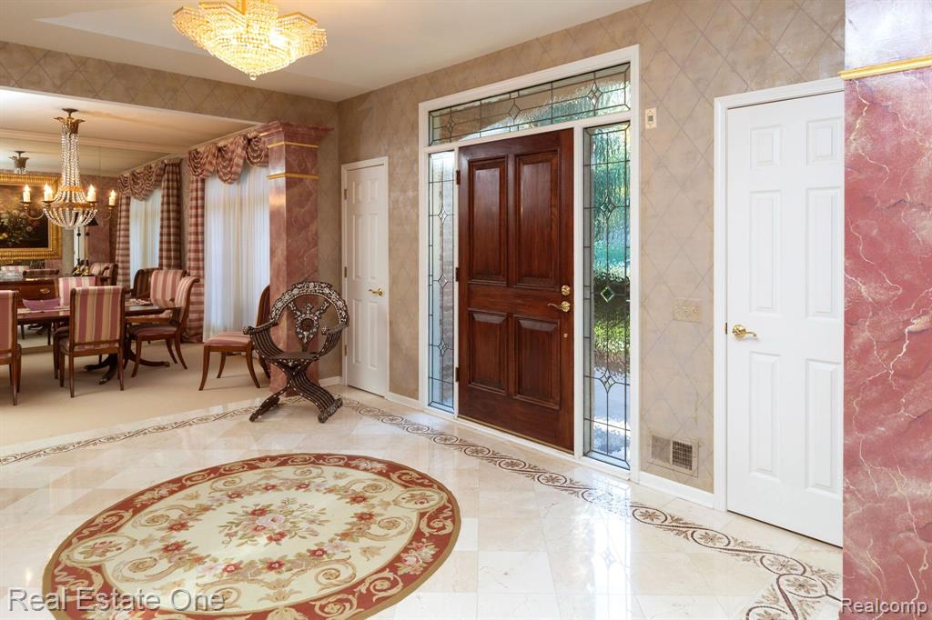 5538 CLEARVIEW Drive, Troy, MI 48098 — Photo 6