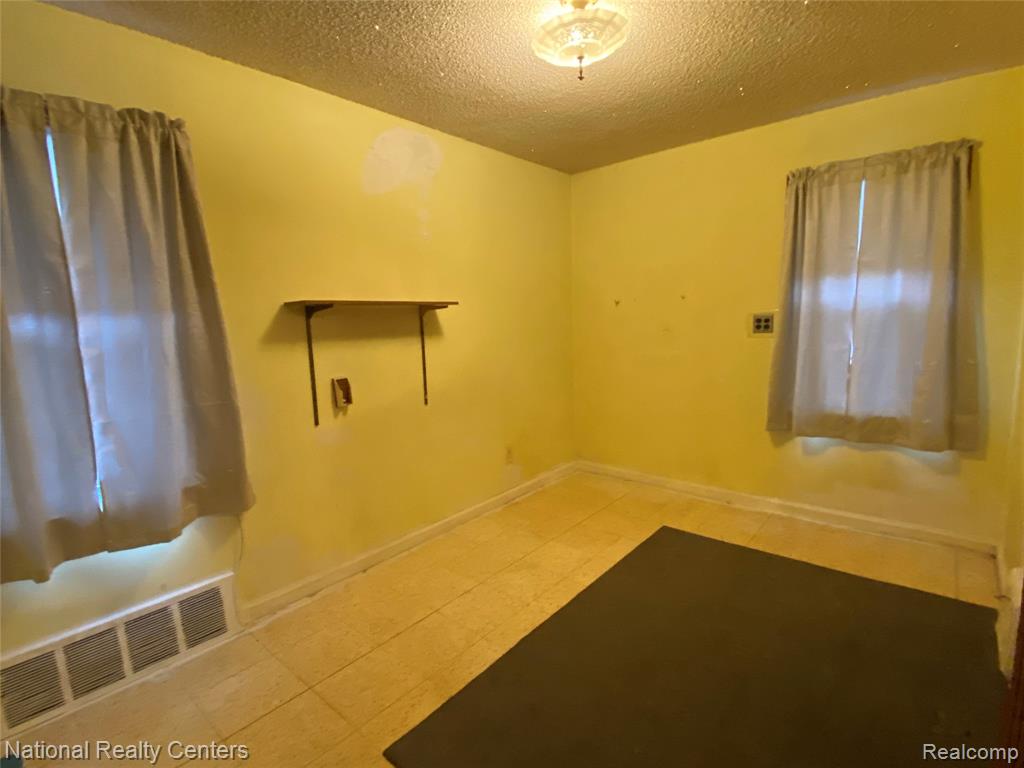 29118 Avondale Street, Inkster, MI 48141 — Photo 13