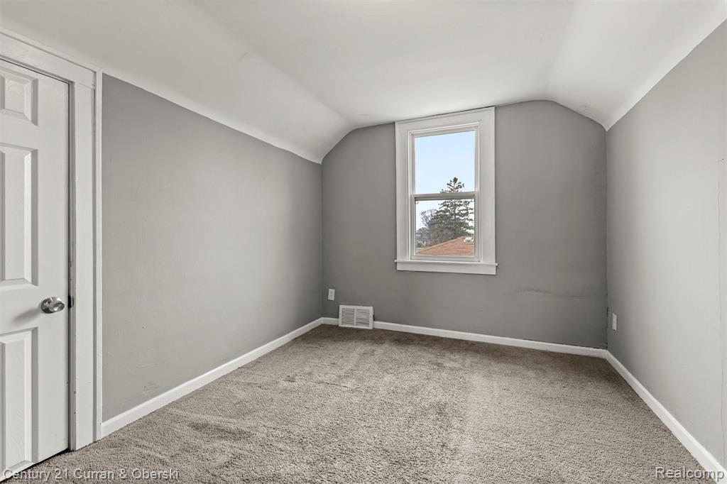 6837 Braun, Center Line, MI 48015 — Photo 23