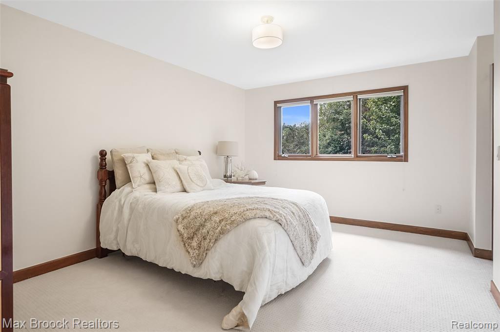 60 Kingsley Manor Drive, Bloomfield Hills, MI 48304 — Photo 48