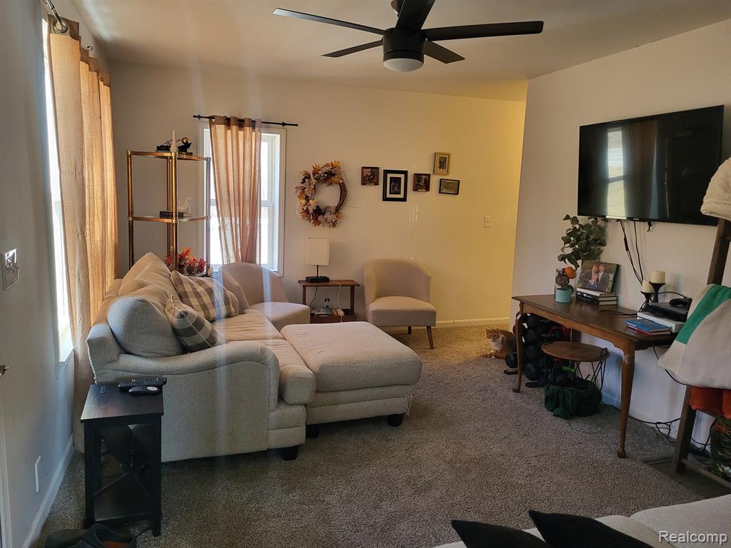 9611 WHITEWOOD Road, Pinckney, MI 48169 — Photo 6