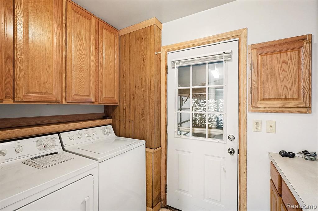672 Linda Vista Drive, Pontiac, MI 48342 — Photo 17