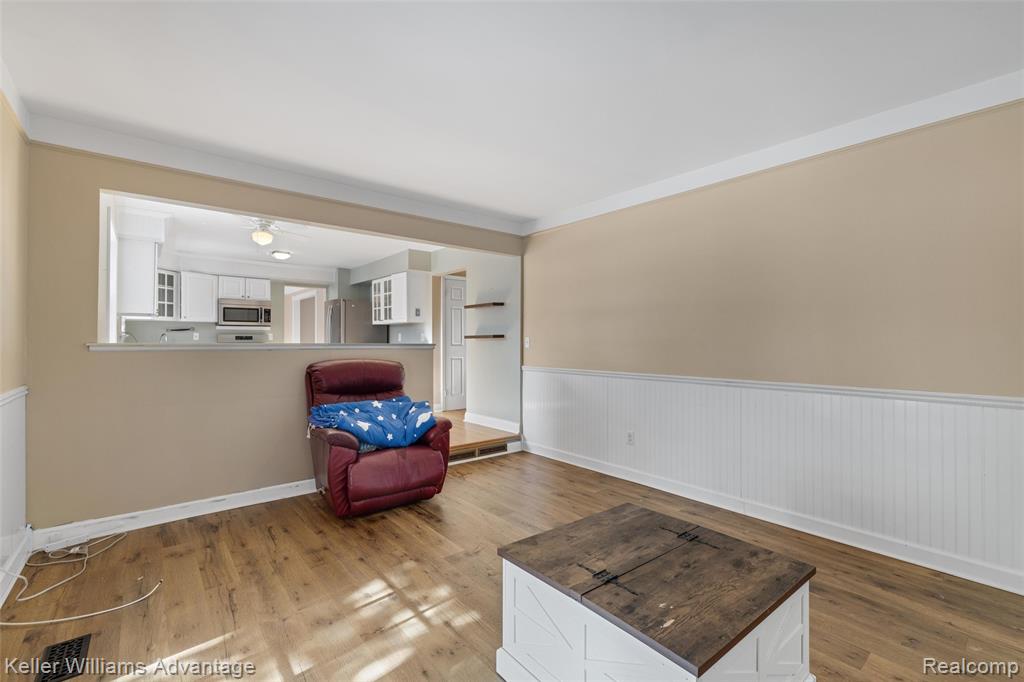 19071 Coachwood Road, Riverview, MI 48193 — Photo 15