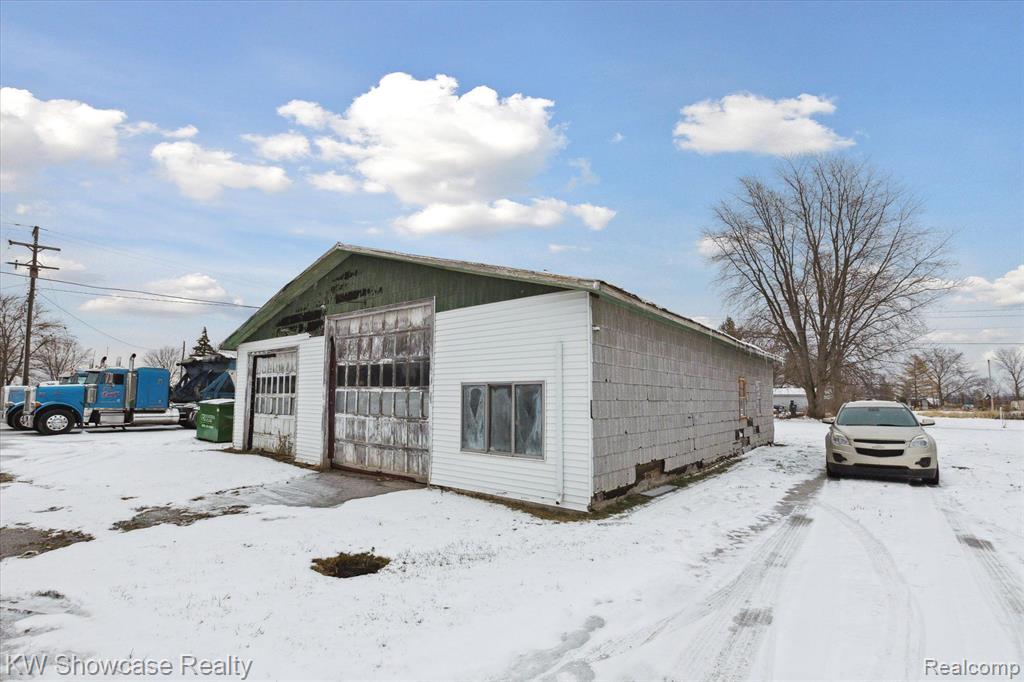 17011 LINCOLN Road, New Lothrop, MI 48460 — Photo 26