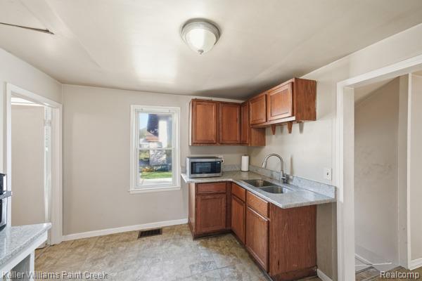 3072 Henrydale Street, Auburn Hills, MI 48326 — Photo 5