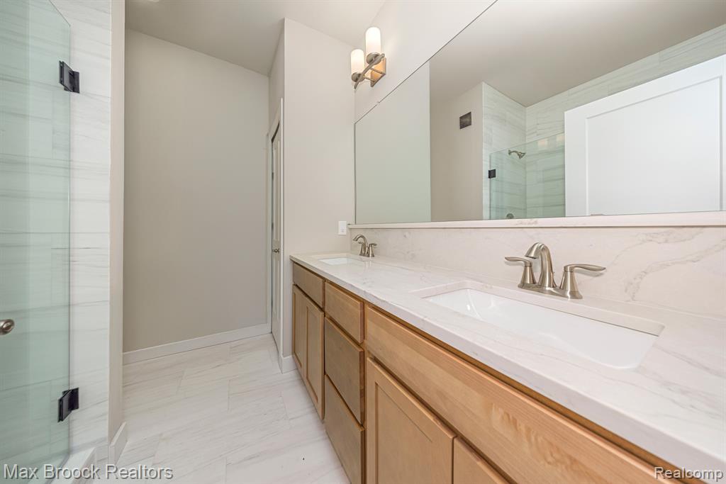 711 ANDER Lane, White Lake, MI — Photo 30