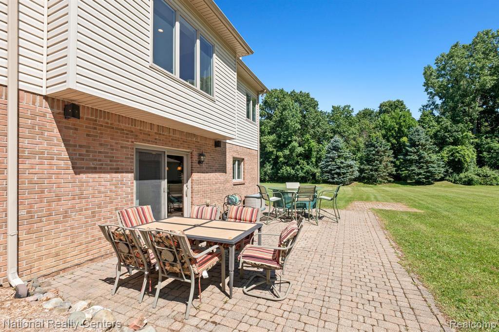 10180 Hadley Road, Clarkston, MI 48348 — Photo 44