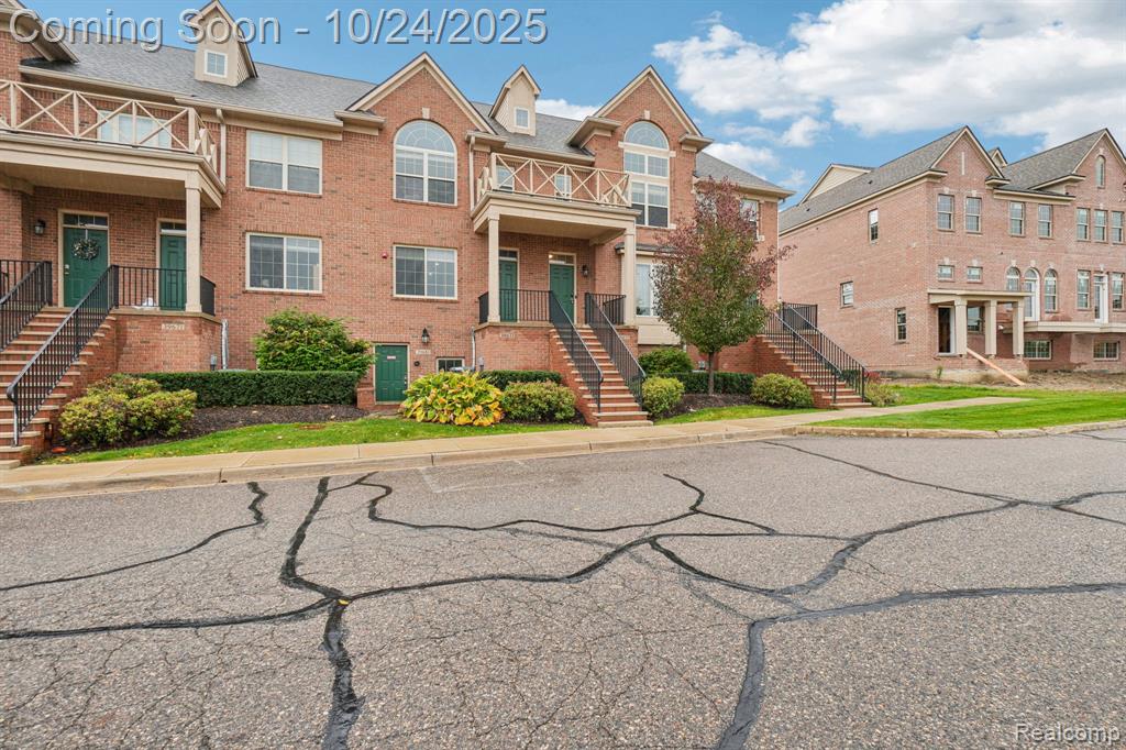 39675 Springwater, Northville, MI 48168 — Photo 3