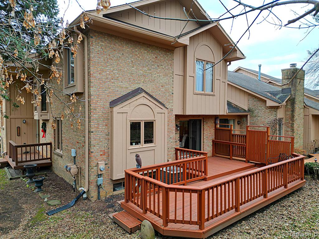 22249 RIVER PINES Drive, Farmington Hills, MI 48335 — Photo 23