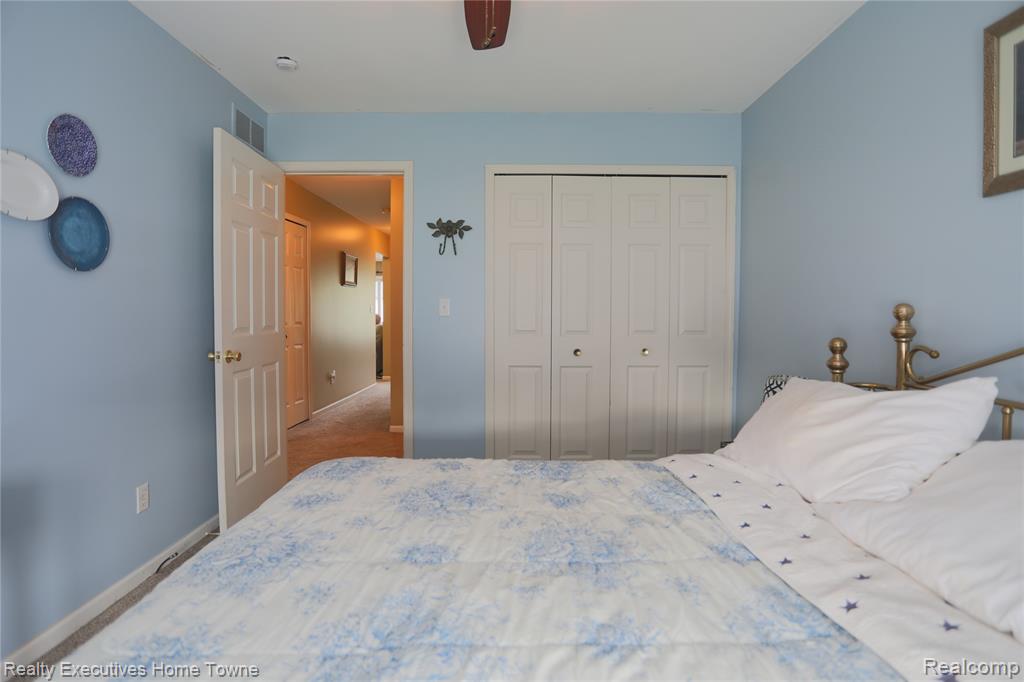 53293 Butternut Street, Chesterfield, MI — Photo 25