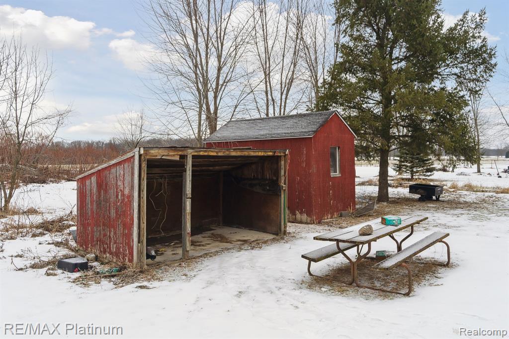 7366 W ALLEN Road, Fowlerville, MI 48836 — Photo 35