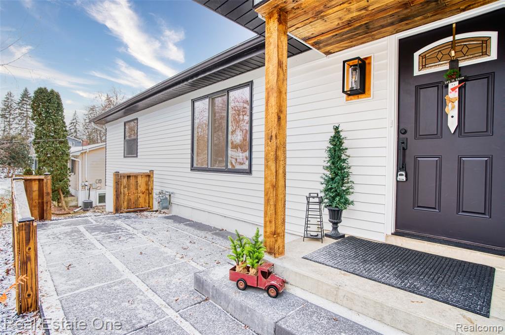 772 S 3rd Street, Brighton, MI 48116 — Photo 10