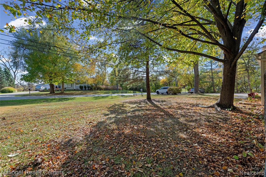 793 Hartland Avenue, Troy, MI 48083 — Photo 4
