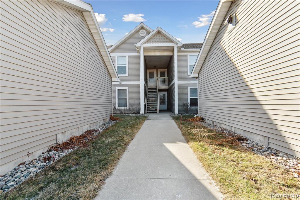 1449 HEATHERWOOD Lane, Ann Arbor, MI 48108 — Photo 3