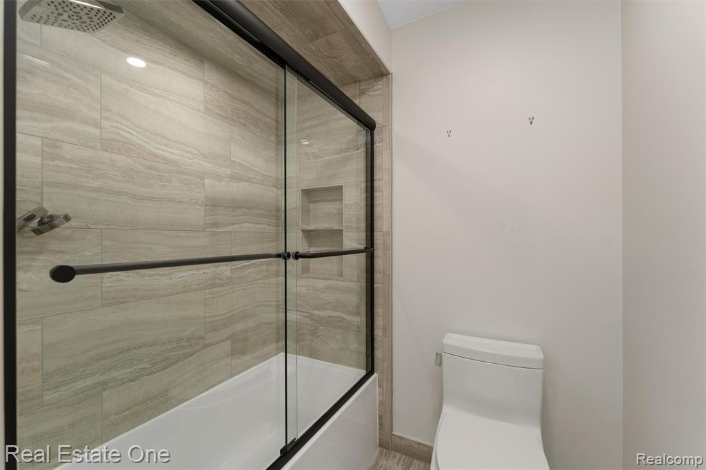 901 Bloomfield Club Court, Bloomfield Hills, MI 48301 — Photo 32
