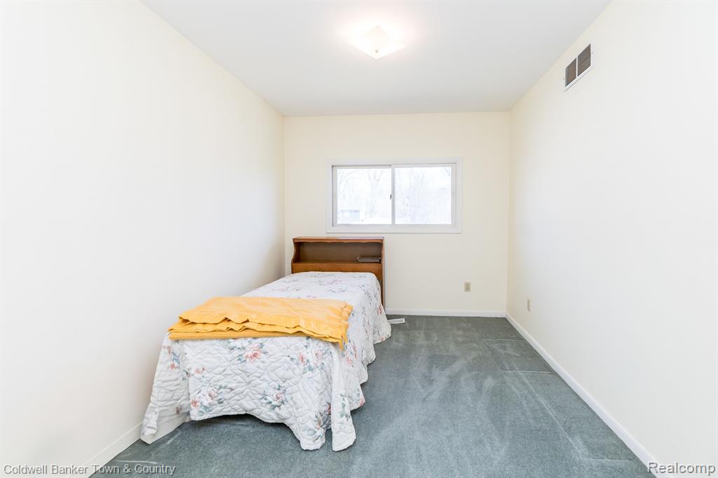 11702 TODDS Lane, Whitmore Lake, MI 48189 — Photo 20