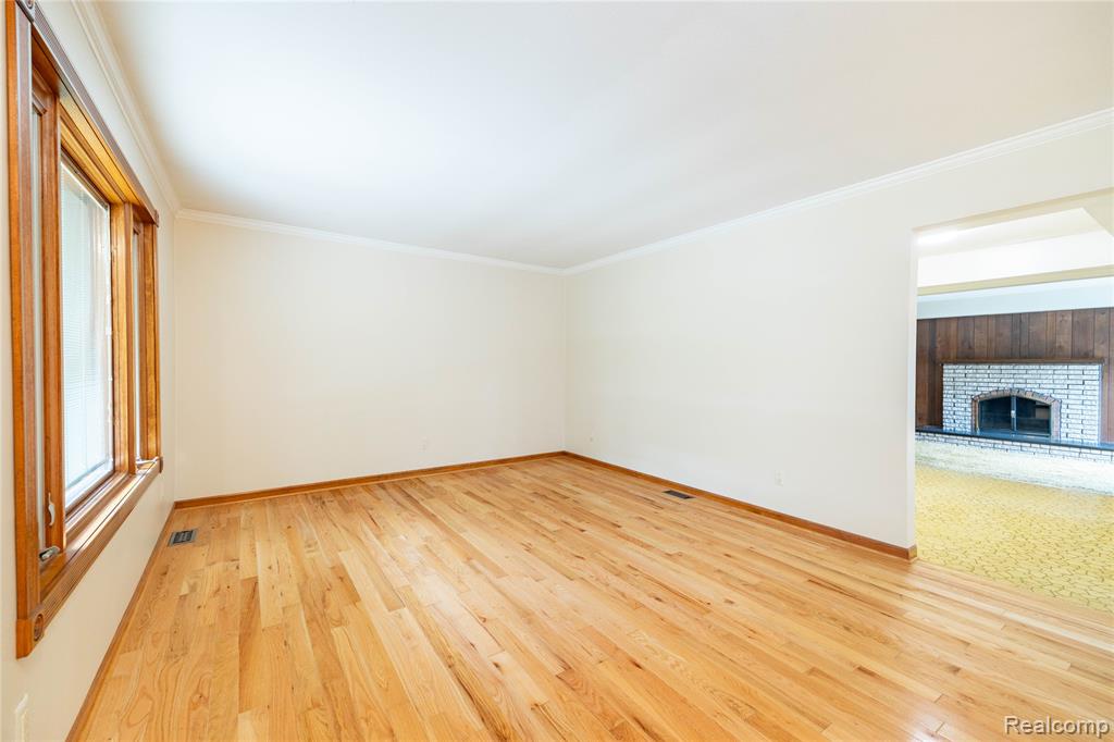 21819 Meridian Road, Grosse Ile, MI 48138 — Photo 5