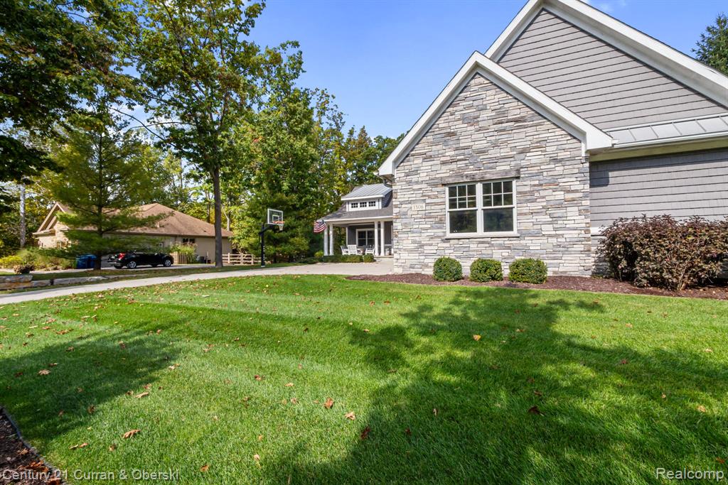 1306 Victoria Lane, Fenton, MI 48430 — Photo 10
