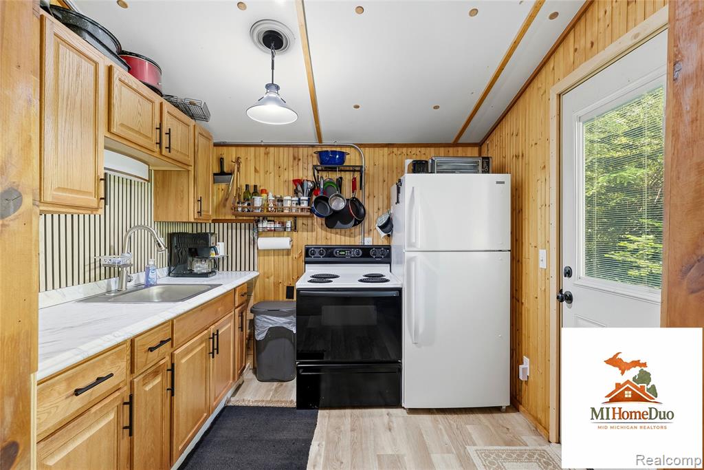 6960 Rumsay Street, Harrison, MI 48625 — Photo 20