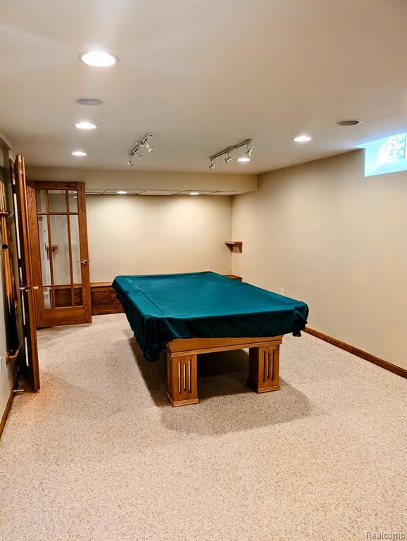 421 Buttercup Drive, Rochester Hills, MI 48307 — Photo 16