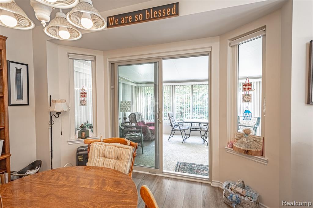 582 Snowbird Circle E Circle E, St. Clair, MI 48079 — Photo 12