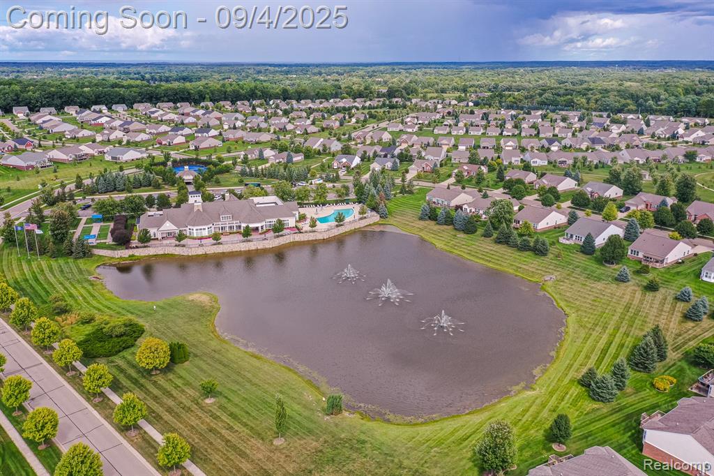6264 Muirfield Drive, Grand Blanc, MI 48439 — Photo 45