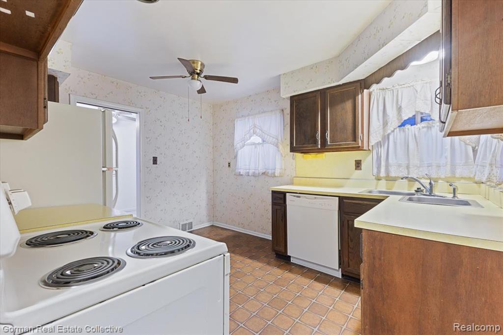 730 Eastlawn Avenue, Madison Heights, MI 48071 — Photo 8