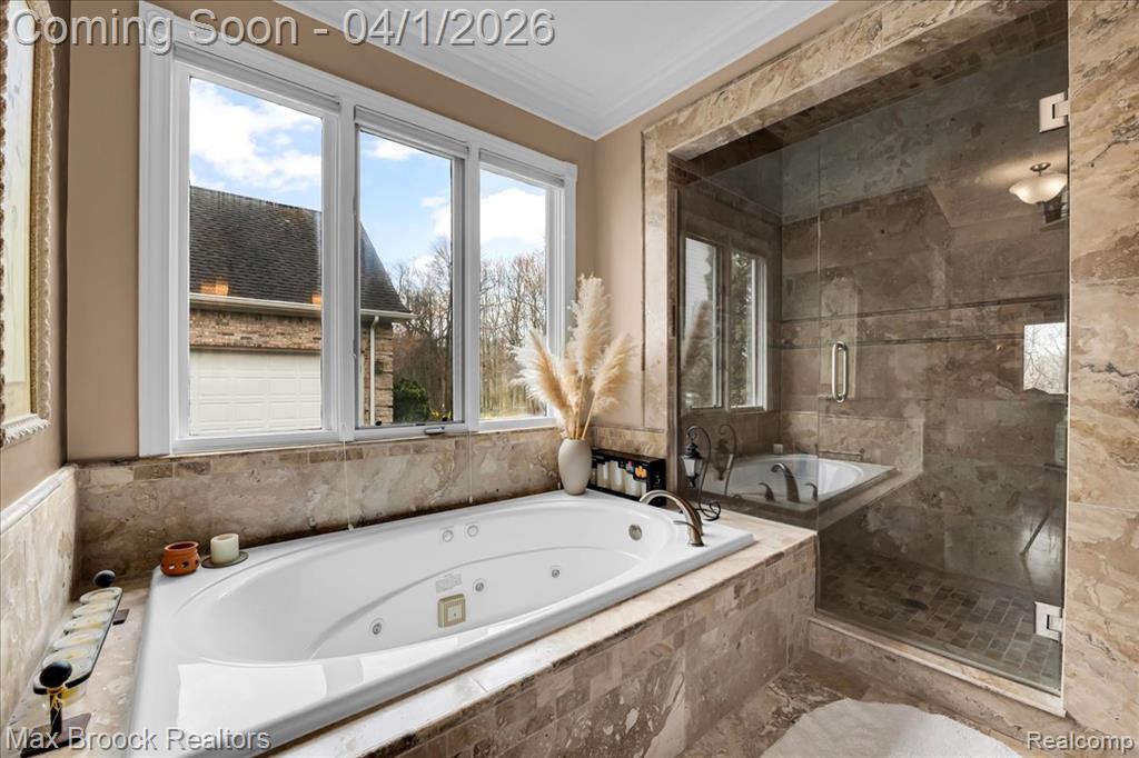 3370 Sutton Lane, Commerce Twp, MI 48390 — Photo 20