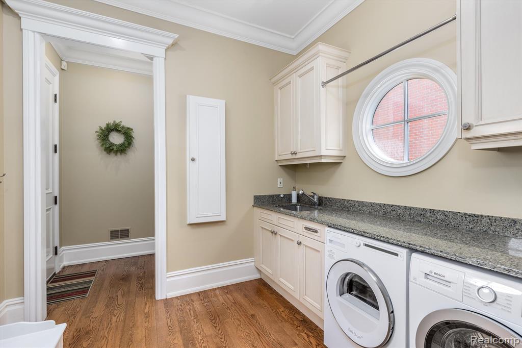 682 WALLACE Street, Birmingham, MI 48009 — Photo 20
