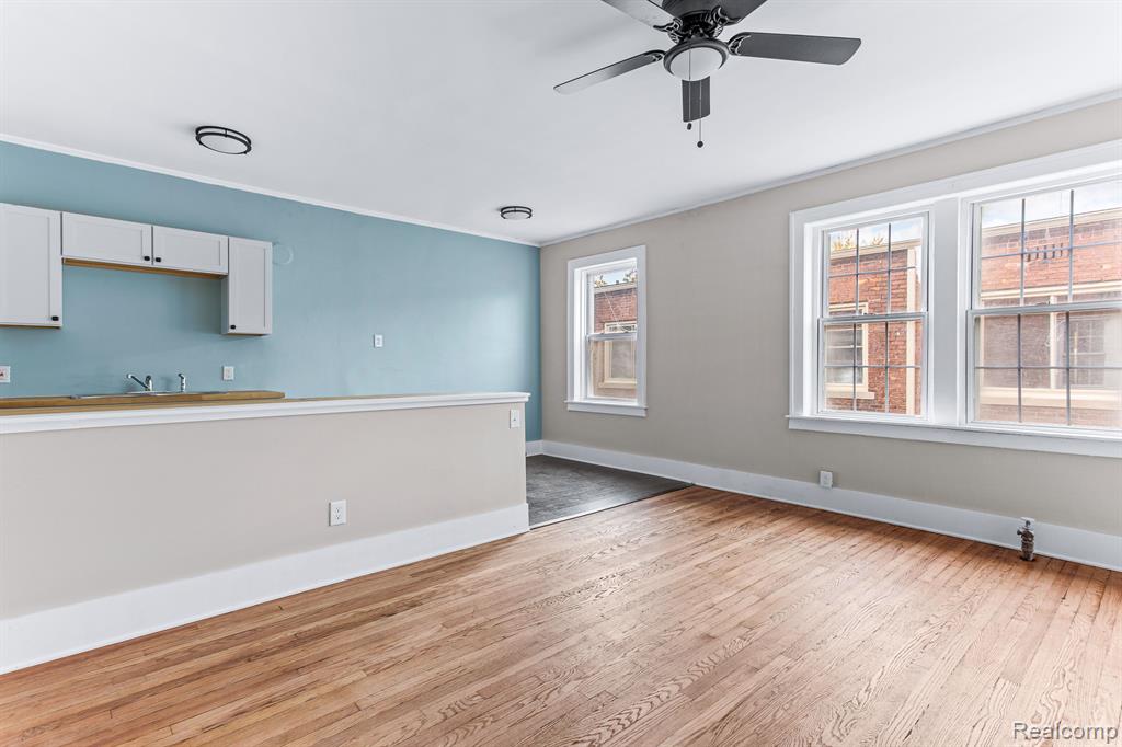 3550 Montclair Street, Detroit, MI 48214 — Photo 11
