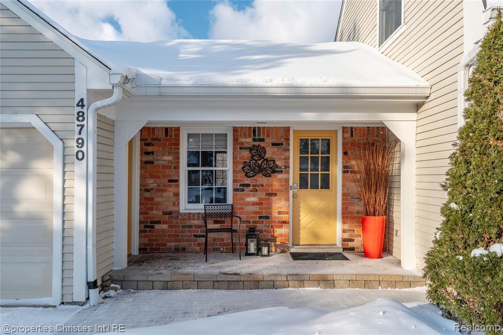 48790 Pinehill Drive, Plymouth, MI 48170 — Photo 5