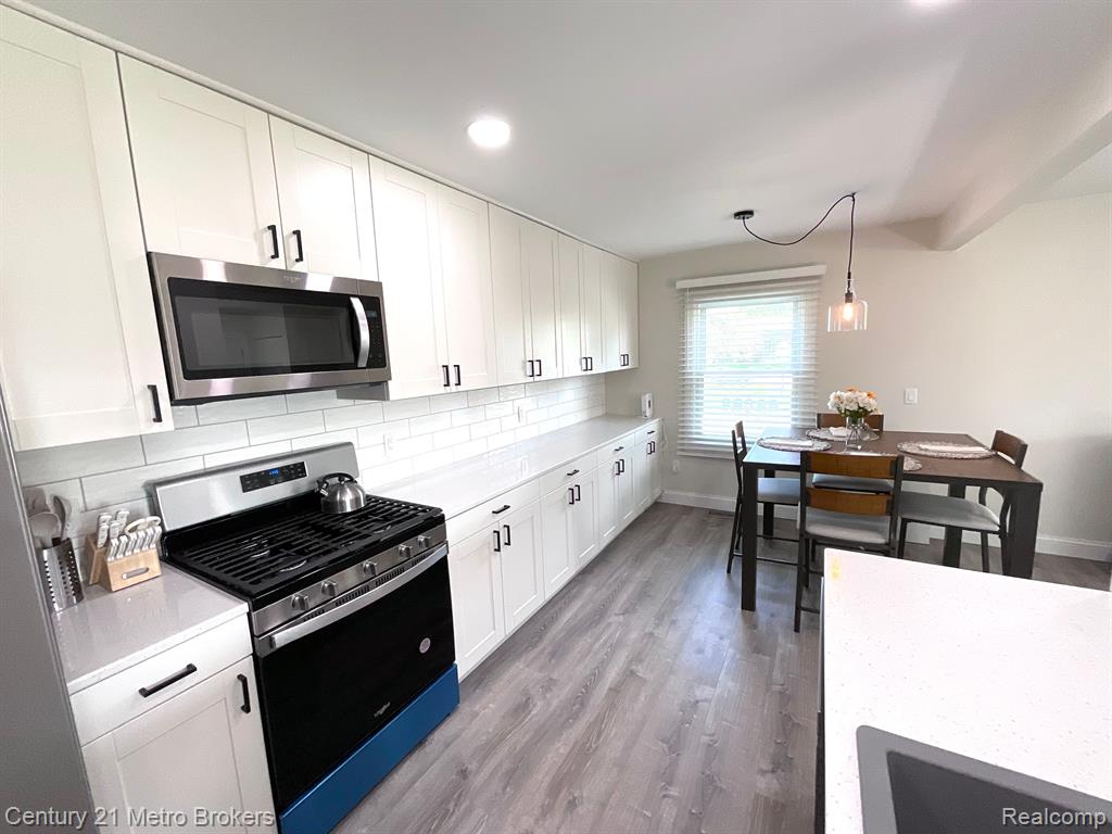 9446 PARKWOOD N, Davison, MI 48423 — Photo 8
