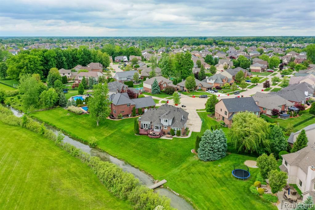 47540 Kelston Drive, Macomb, MI 48044 — Photo 4