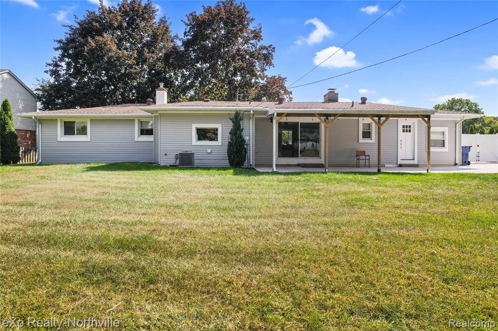 42030 Schoolcraft Road, Plymouth, MI 48170 — Photo 55
