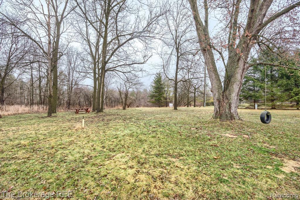 4422 N Lapeer Road, Columbiaville, MI 48421 — Photo 29